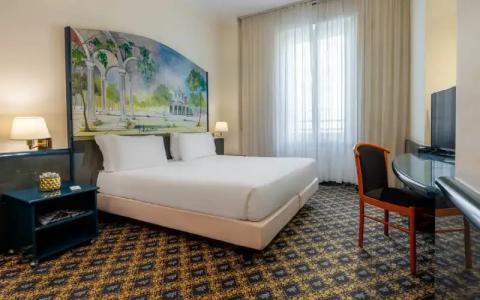 iHs Milano Ambasciatori - 109