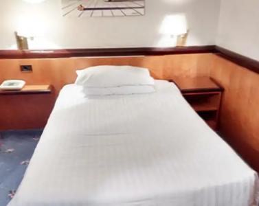 iHs Milano Ambasciatori - 100