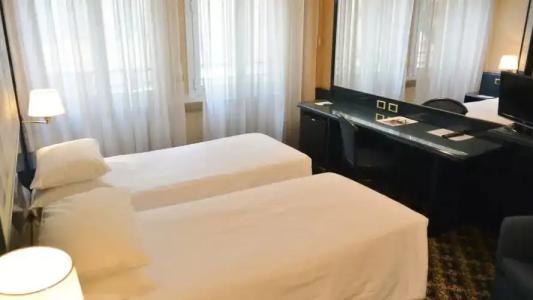 iHs Milano Ambasciatori - 103