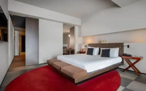 iHs Milano Ambasciatori - 140