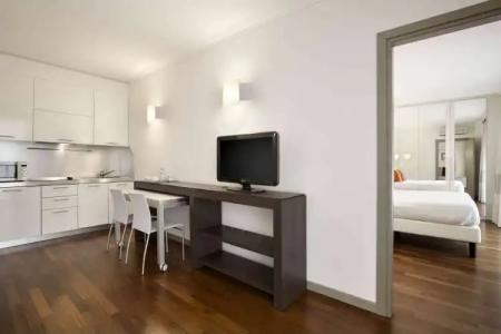 Ramada Plaza Milano - 8
