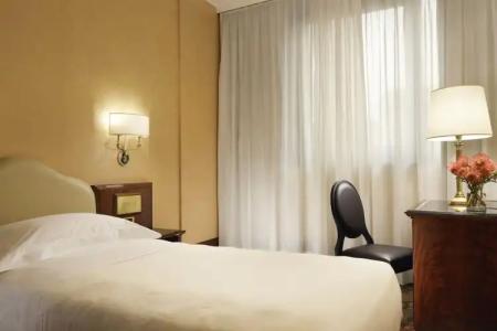 UNAHOTELS Scandinavia Milano - 11
