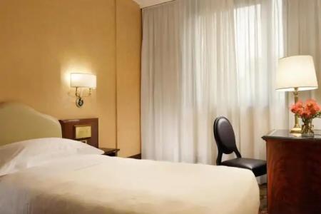 UNAHOTELS Scandinavia Milano - 40