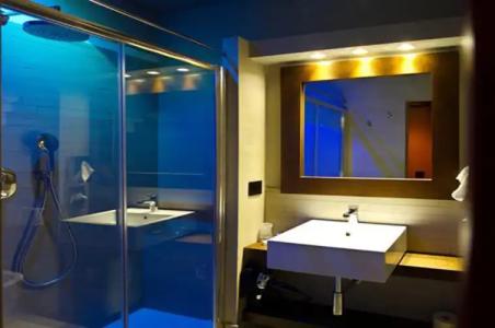 Mentana, by R Collections - 14