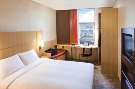 Ibis Milano Ca' Granda - 41