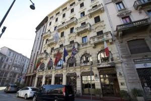 Mokinba Hotels King, Milan