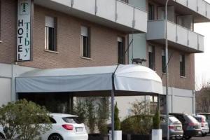 Tiby Hotel, Modena