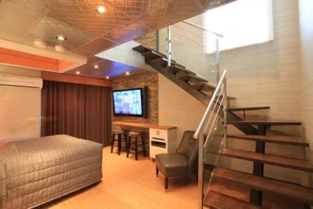 Le Chablis Cadillac - 64