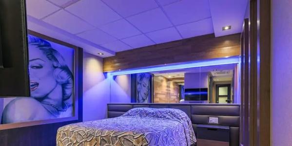 Le Chablis Cadillac - 57