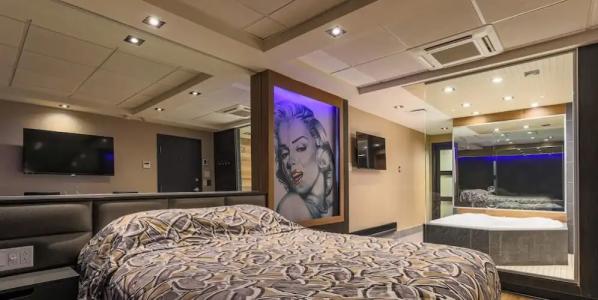 Le Chablis Cadillac - 56