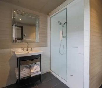 Le Chablis Cadillac - 28