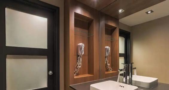 Le Chablis Cadillac - 45