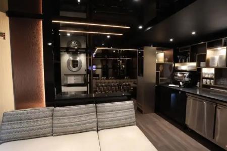 Le Chablis Cadillac - 15