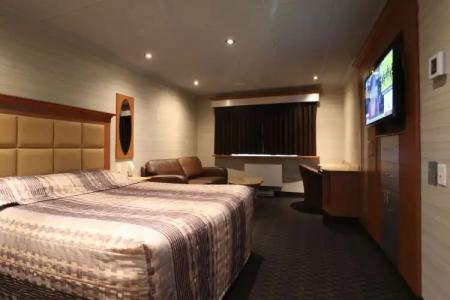 Le Chablis Cadillac - 6