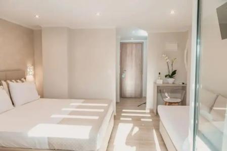 Ammos Beach Seaside Luxury Suites - 50