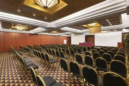 Ramada by Wyndham Naples - 12
