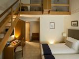 Split Level Quadruple room
