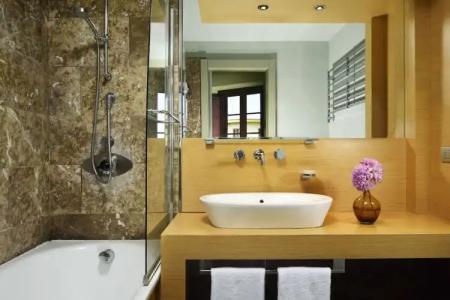 UNAHOTELS Napoli - 44