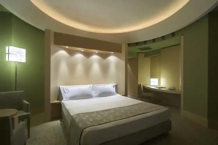 UNAHOTELS Napoli - 5