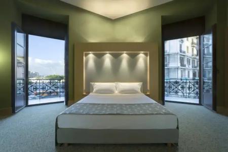 UNAHOTELS Napoli - 2