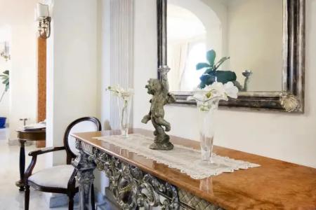 Grand President - 23