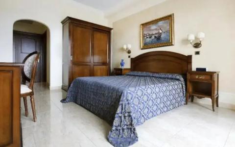 Grand President - 28