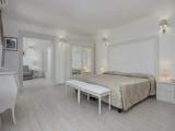 Rise Double Suite (The Pelican Villa)