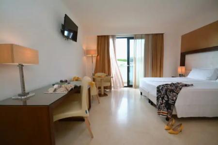 Vittoria Resort Pool & SPA - 5