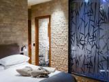 Natural Double Suite