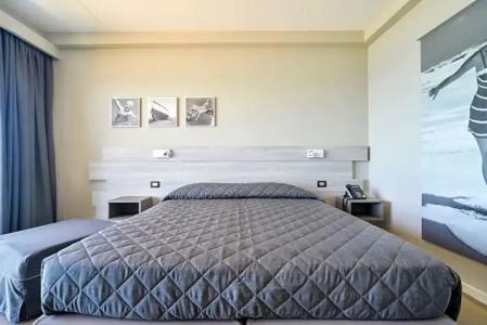 Nautilus Family - 99