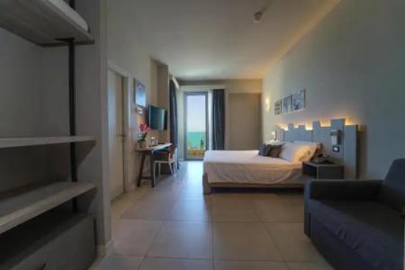 Nautilus Family - 50