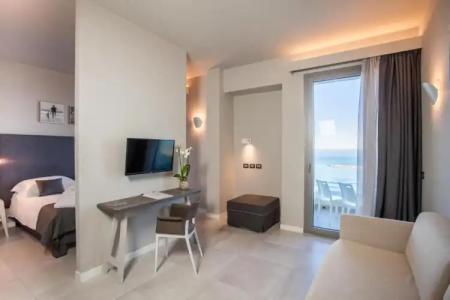 Nautilus Family - 176