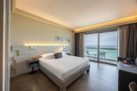 Nautilus Family - 81