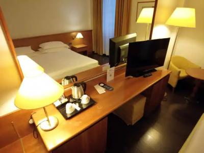 Best Western Park - 33