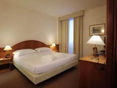 Best Western Park - 3