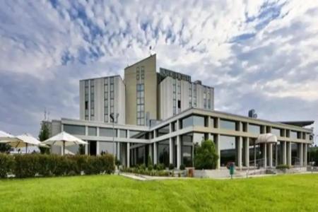 Best Western Park - 23