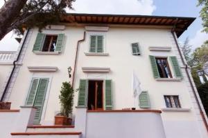 Bed & Breakfast «Del Pino B&B», Poggibonsi