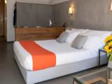 Junior Suite with partial view