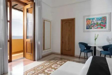 Eden Roc Suites - 470