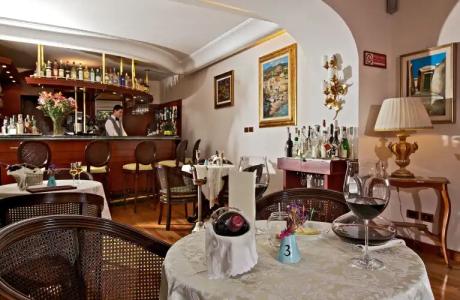 Eden Roc Suites - 23