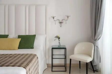 Eden Roc Suites - 336