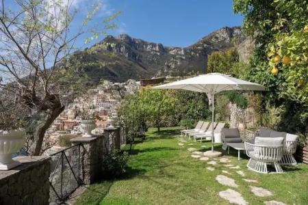 Eden Roc Suites - 410