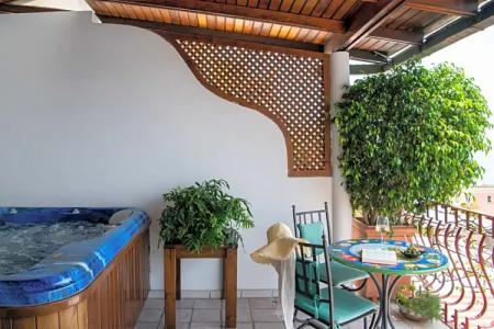 Eden Roc Suites - 266