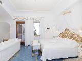 Suite with sea view