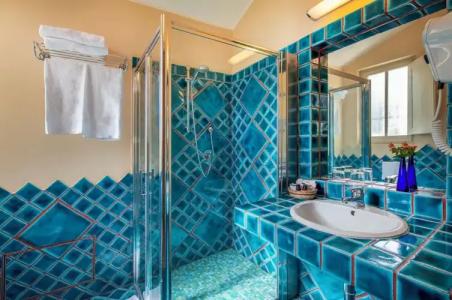 Is Morus Relais - 44