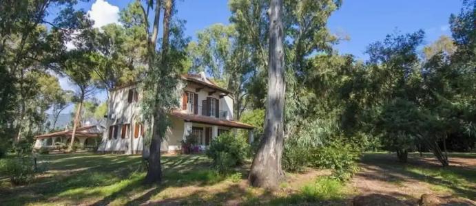 Is Morus Relais - 57