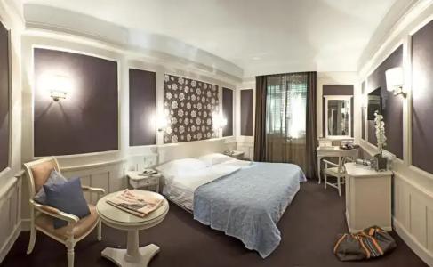 Europa Design Spa 1877 - 9