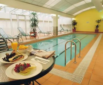 Clarion Suites Gateway - 11