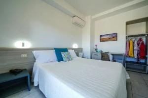 Hotel Damanse, Ricadi