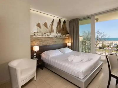 Mercure Rimini Lungomare - 43